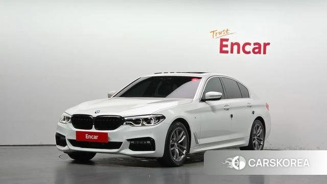 BMW 5 Series (G30) 2018 Белый из Кореи