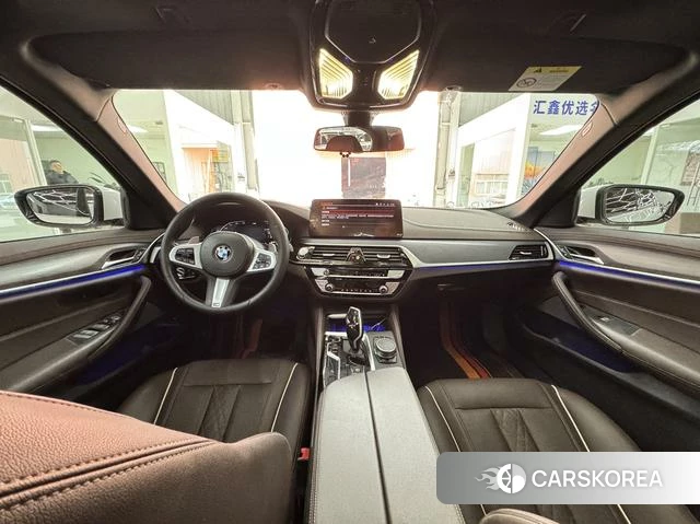 BMW 5 series 2022 Белый из Китая