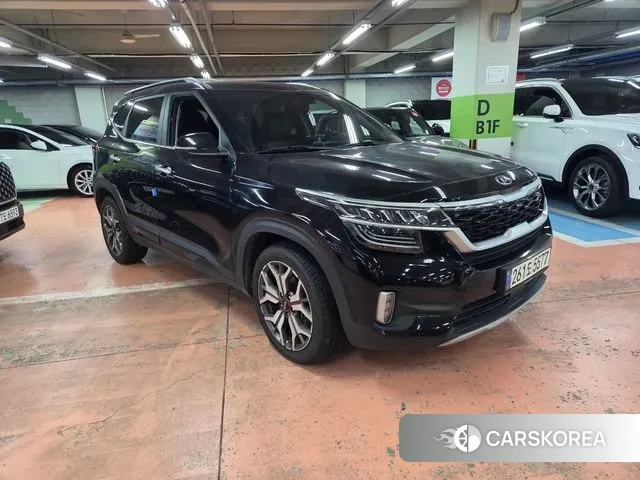 Kia Seltos 2021 Черный из Кореи