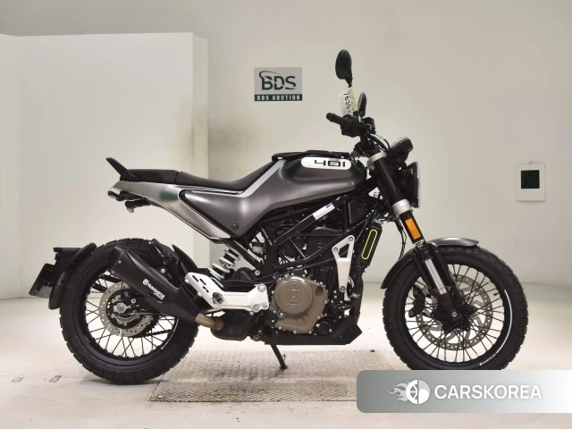 Husqvarna SVARTPILEN 401 2021 из Японии
