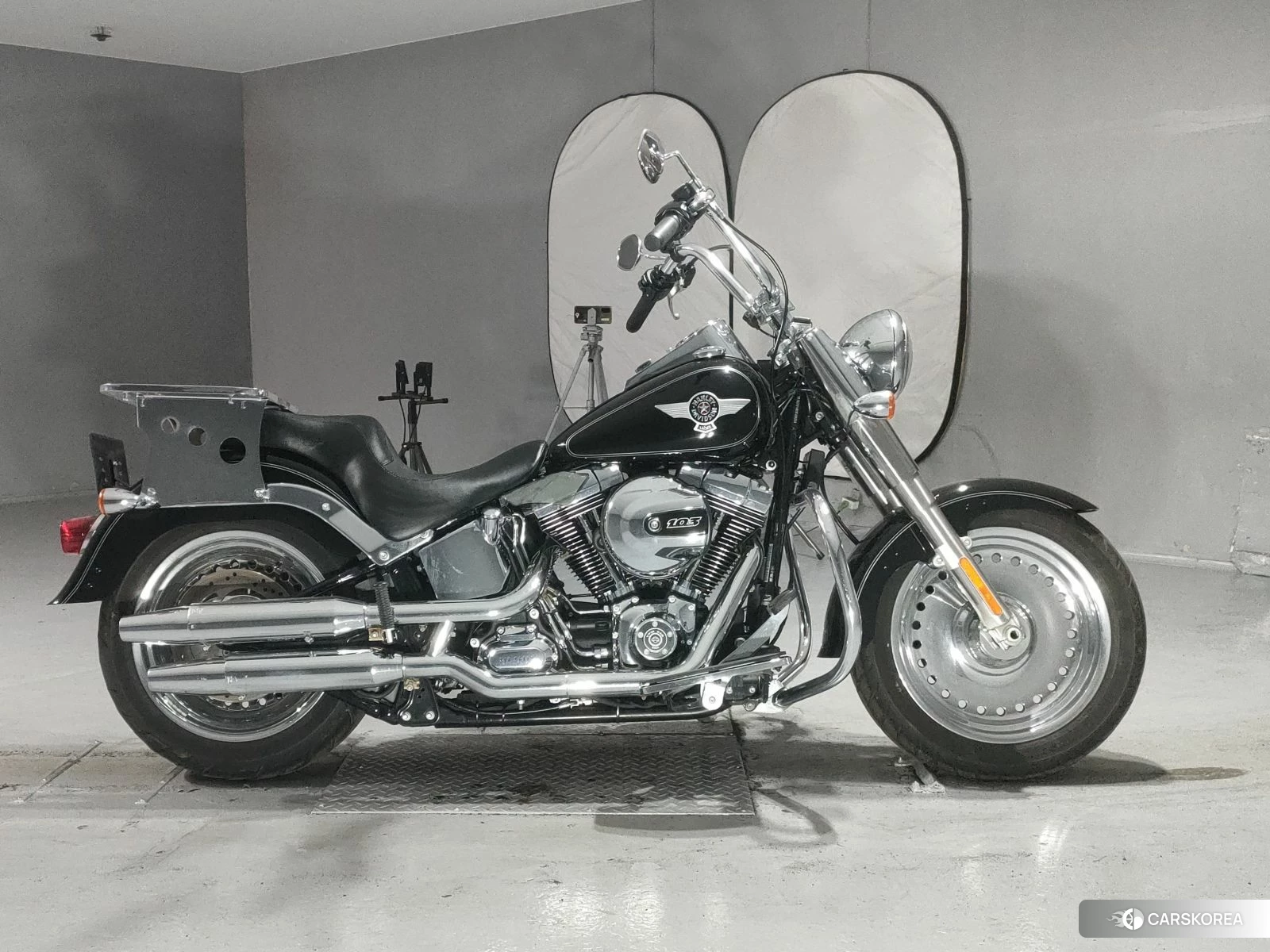 Проданный Harley-Davidson Softail Fat Boy FLSTF 2017 из Японии