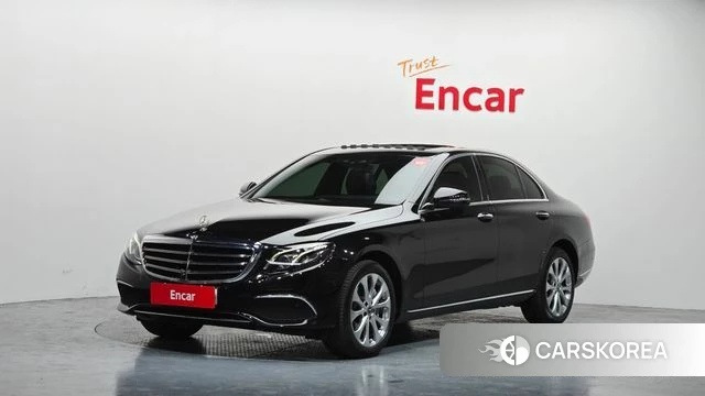 Mercedes-Benz E-Class W213 2018 Черный из Кореи