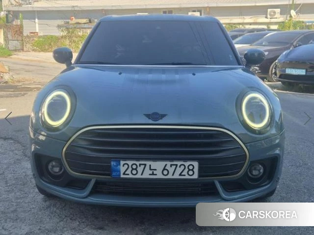 Mini Cooper Clubman 2022 Зеленый из Кореи