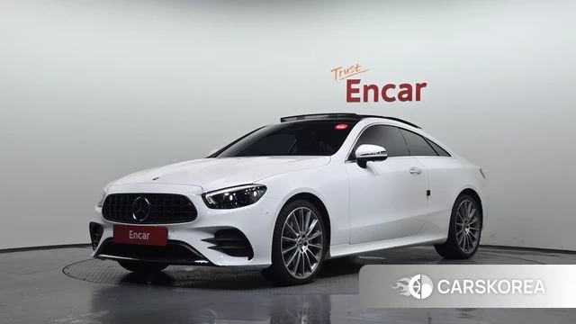 Mercedes-Benz E-Class W213 2022 Белый из Кореи