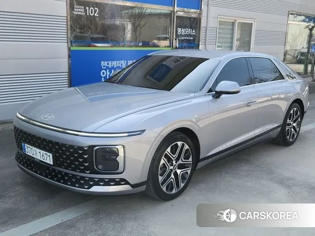 Hyundai Grandeur (GN7) 2023 Серебряный из Кореи