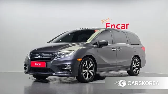 Honda Odyssey 2019 Серый из Кореи
