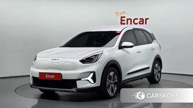 Kia Niro Plus 2022 Белый из Кореи