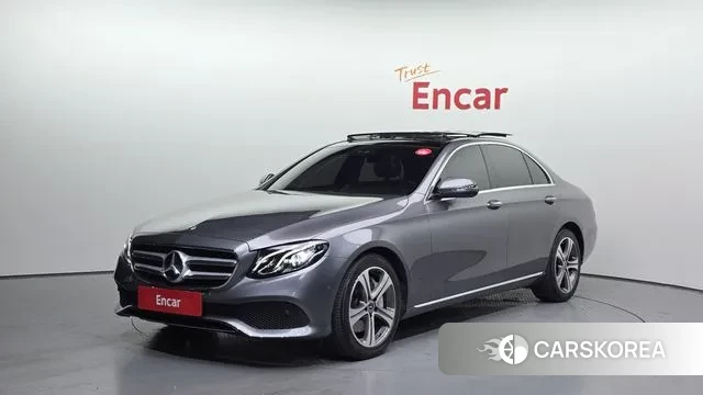 Mercedes-Benz E-Class W213 2018 Серый из Кореи
