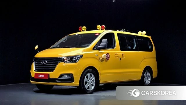 Hyundai The New Grand Starex 2019 Желтый из Кореи