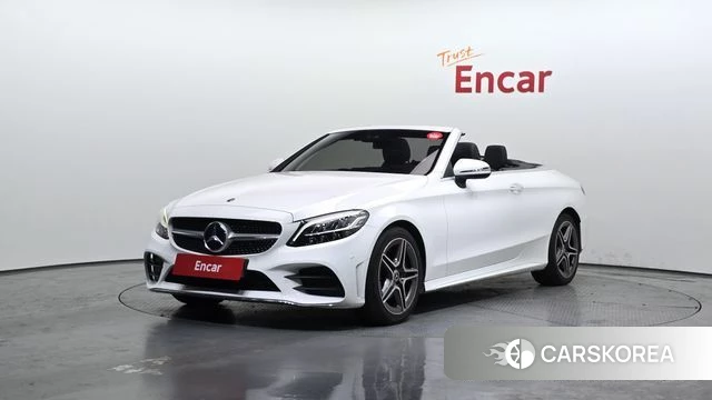 Mercedes-Benz C-Class W205 2019 Белый из Кореи