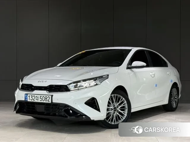 Kia The New K3 2nd generation 2021 Белый из Кореи
