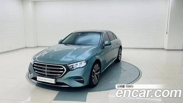 Mercedes-Benz E-Class W214 2024 Серебряный из Кореи