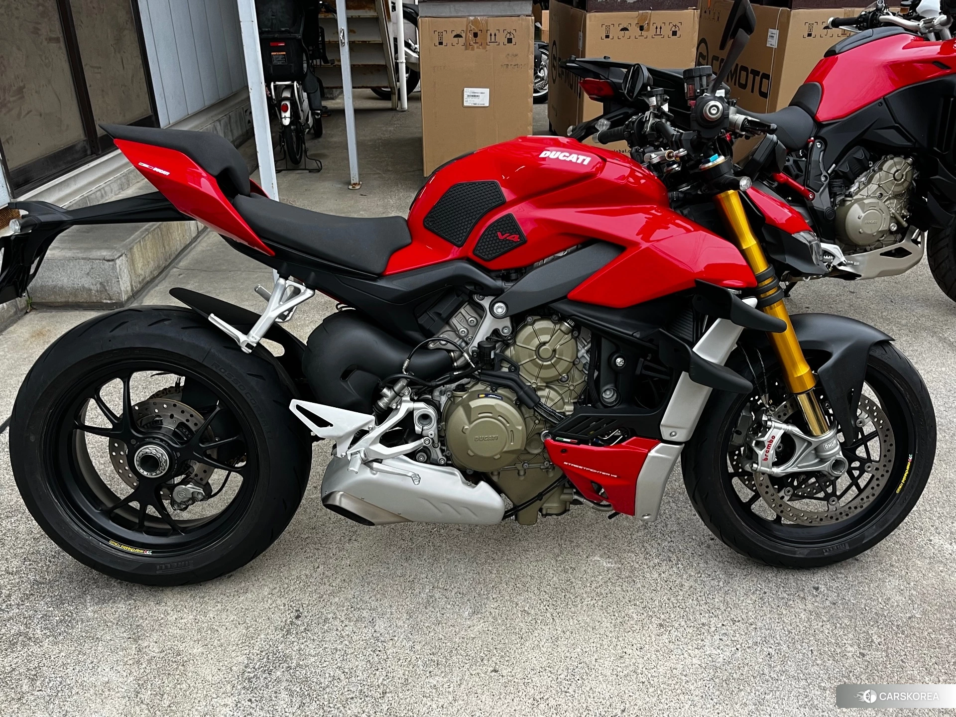 Проданный Ducati STREETFIGHTER V4 S 2021 из Японии, фото 4