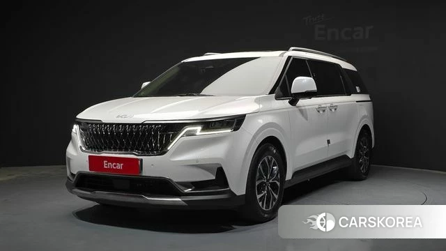 Kia Carnival 4th generation 2023 Белый из Кореи