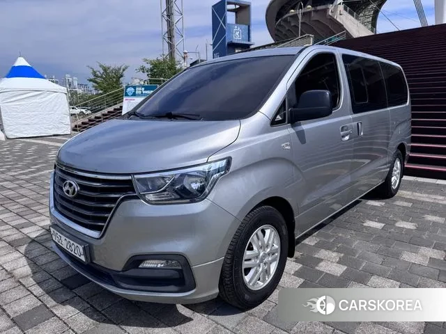 Hyundai The New Grand Starex 2018 Серебристо-серый из Кореи