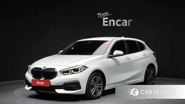 BMW 1 Series (F40) 2021 Белый из Кореи