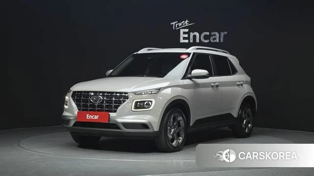 Hyundai Venue 2022 Серебристо-серый из Кореи