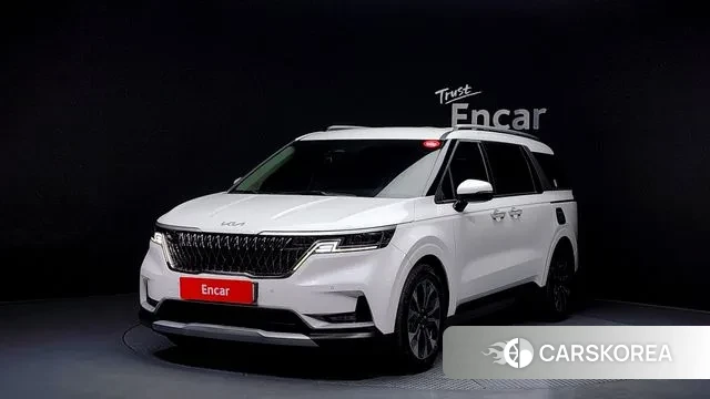 Kia Carnival 4th generation 2023 Белый из Кореи