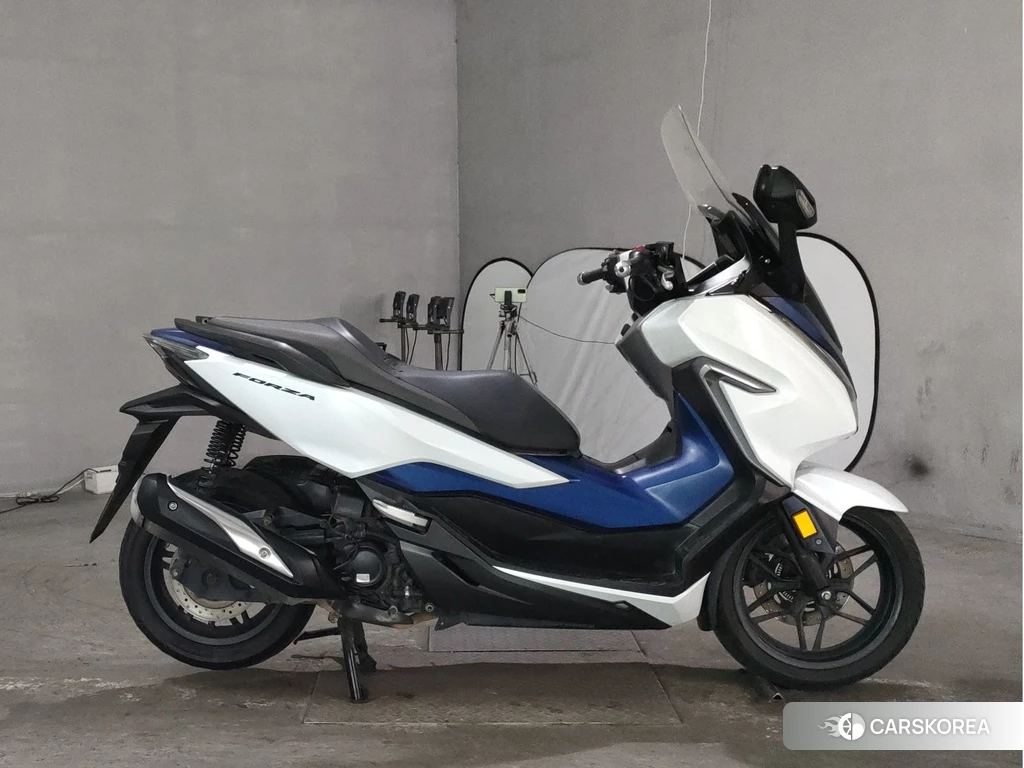 Проданный Honda FORZA 2018 из Японии, фото 2