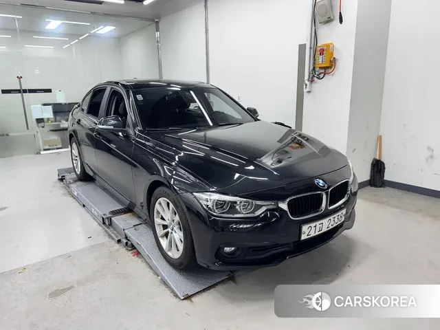 BMW 3 Series (F30) 2018 Черный из Кореи