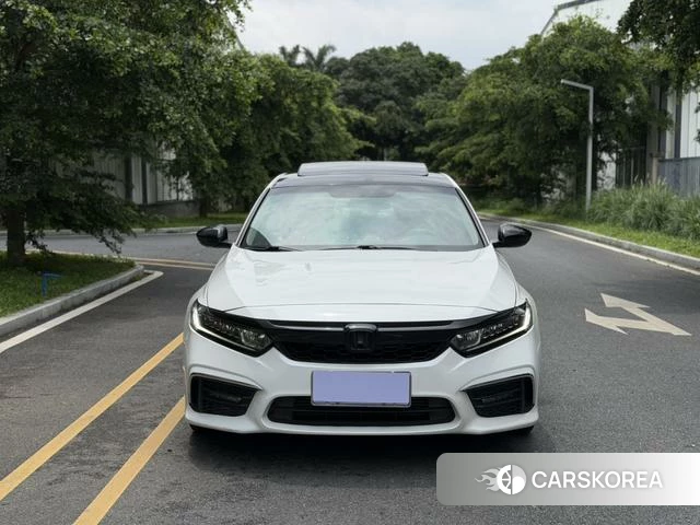 Honda Inspire 2021 Белый из Китая