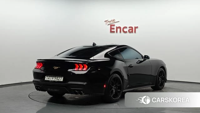 Ford Mustang 7th Generation 2024 Черный из Кореи