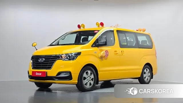 Hyundai The New Grand Starex 2018 Желтый из Кореи