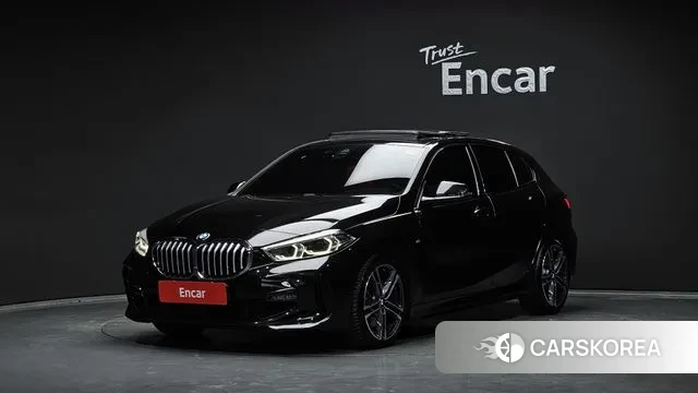 BMW 1 Series (F40) 2022 Черный из Кореи