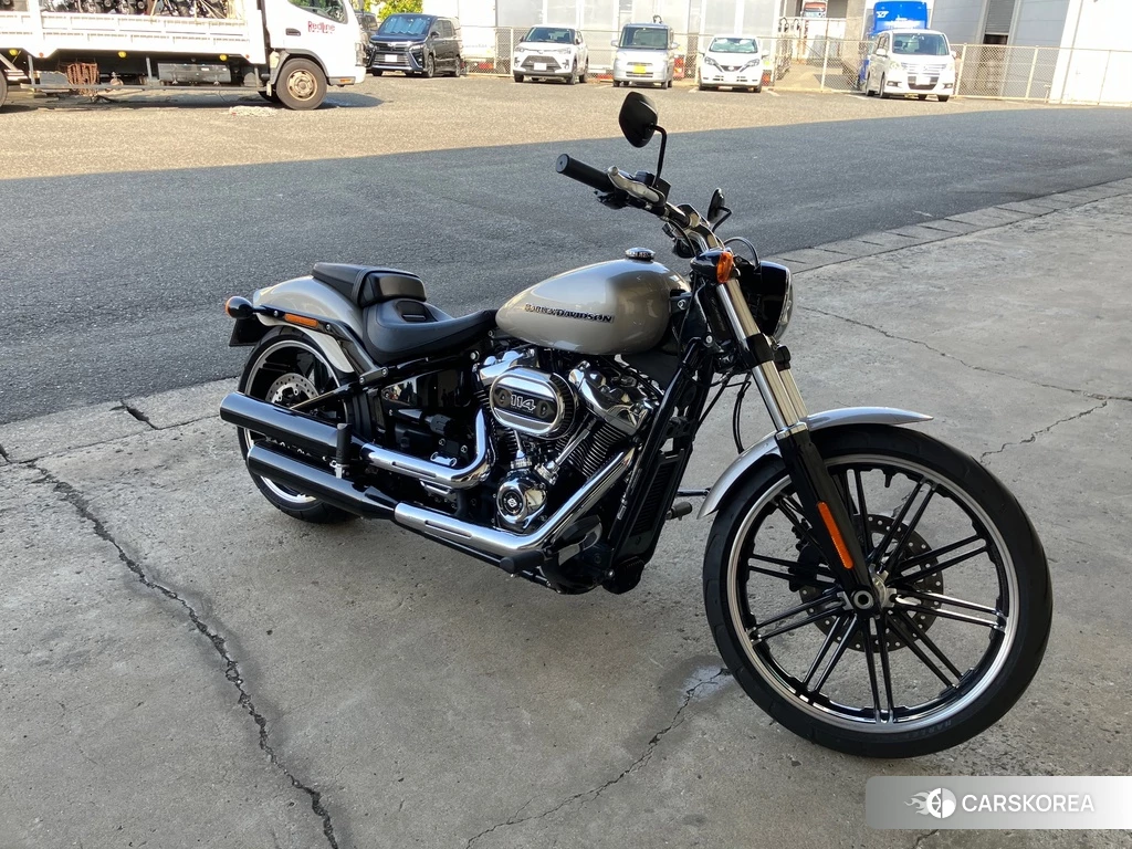 Проданный Harley-Davidson Softail Breakout FXBRS1868 2019 из Японии