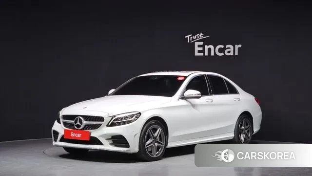 Mercedes-Benz C-Class W205 2019 Белый из Кореи