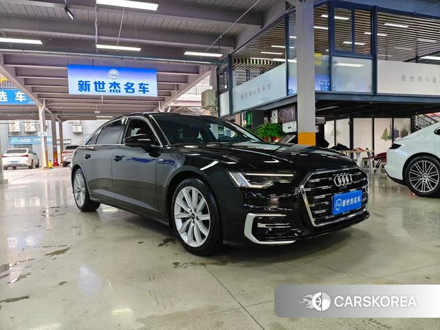 Audi A6L 2023 Черный из Китая