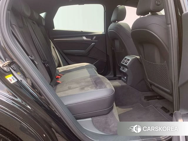 Audi Q5L Sportback 2024 Черный из Китая