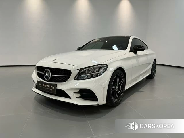 Mercedes-Benz Class C (imported) 2022 Белый из Китая