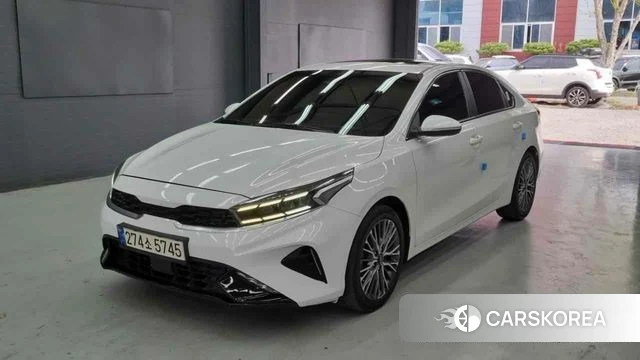 Kia The New K3 2nd generation 2024 Белый из Кореи