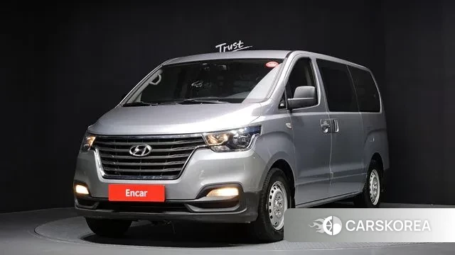 Hyundai The New Grand Starex 2018 Серый из Кореи
