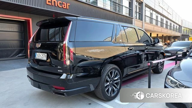 Cadillac Escalade 5th Generation 2022 Черный из Кореи