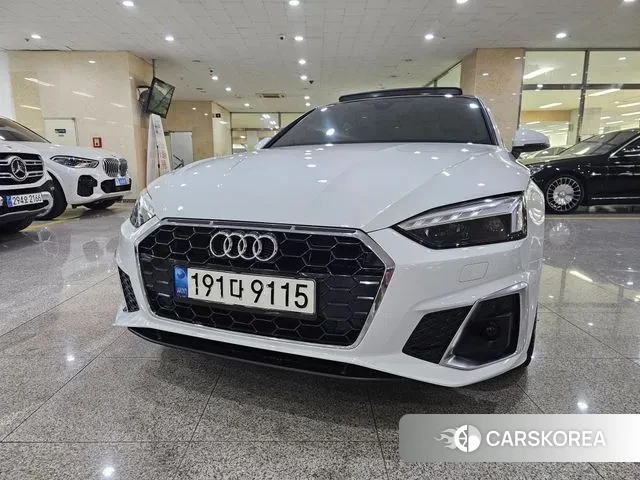 Audi A5 (F5) 2020 Белый из Кореи