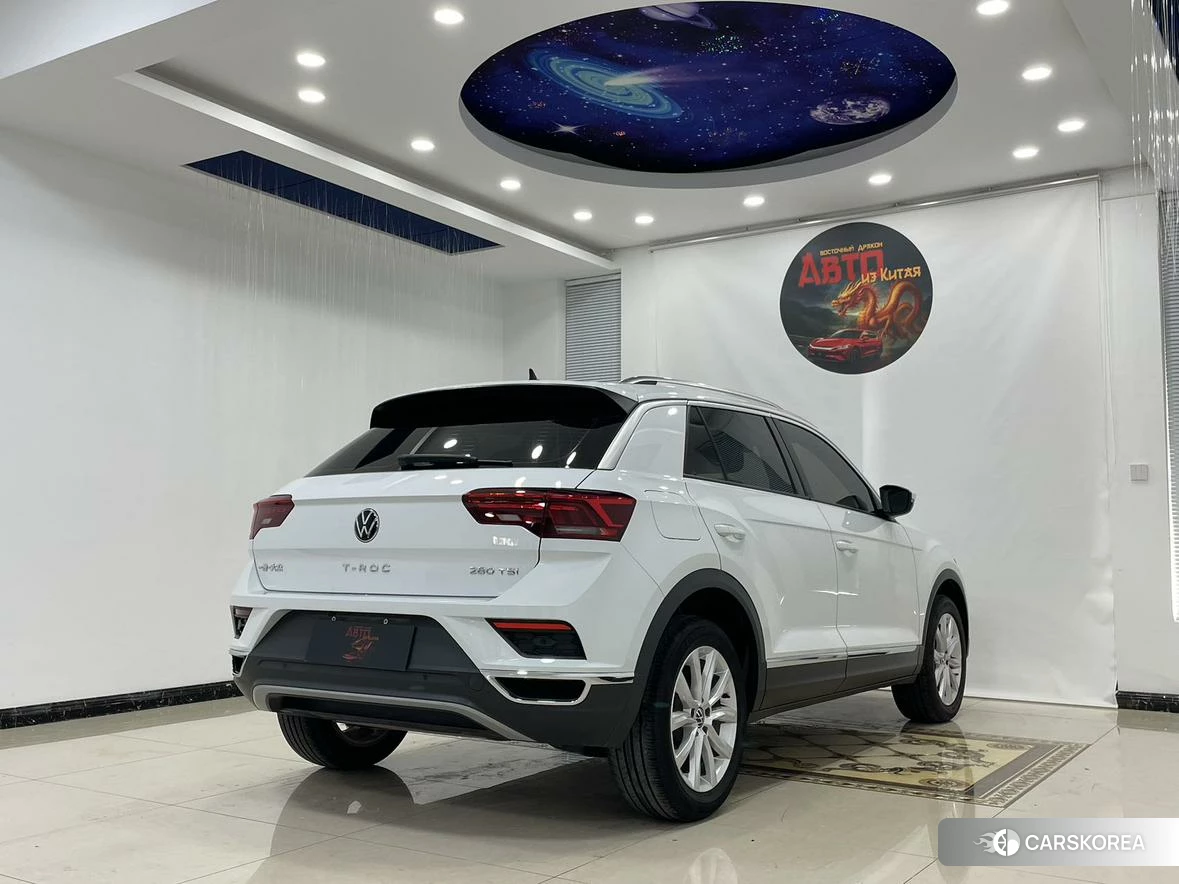 Volkswagen T-Roc 2021 Белый из Китая