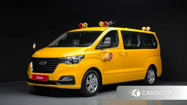 Hyundai The New Grand Starex 2018 Желтый из Кореи