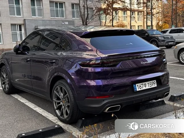 Porsche Cayenne (PO536) 2020 Черный из Кореи