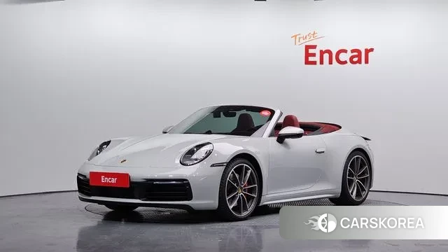 Porsche 911(992) 2020 Серебристо-серый из Кореи