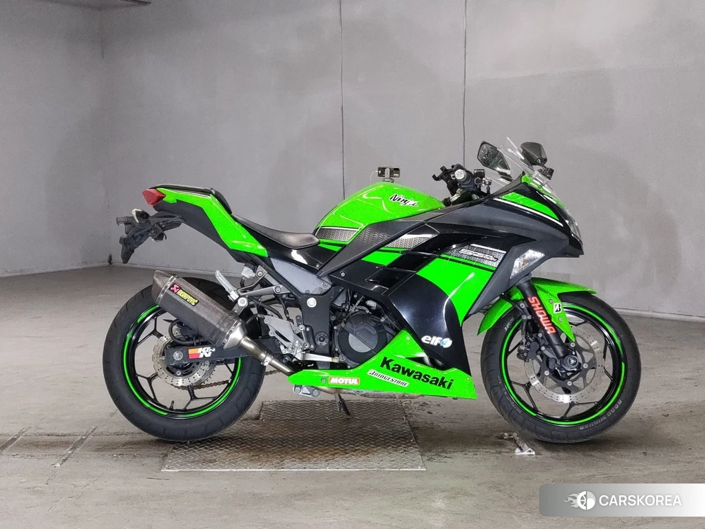 Проданный Kawasaki NINJA 250 2013 из Японии, фото 2