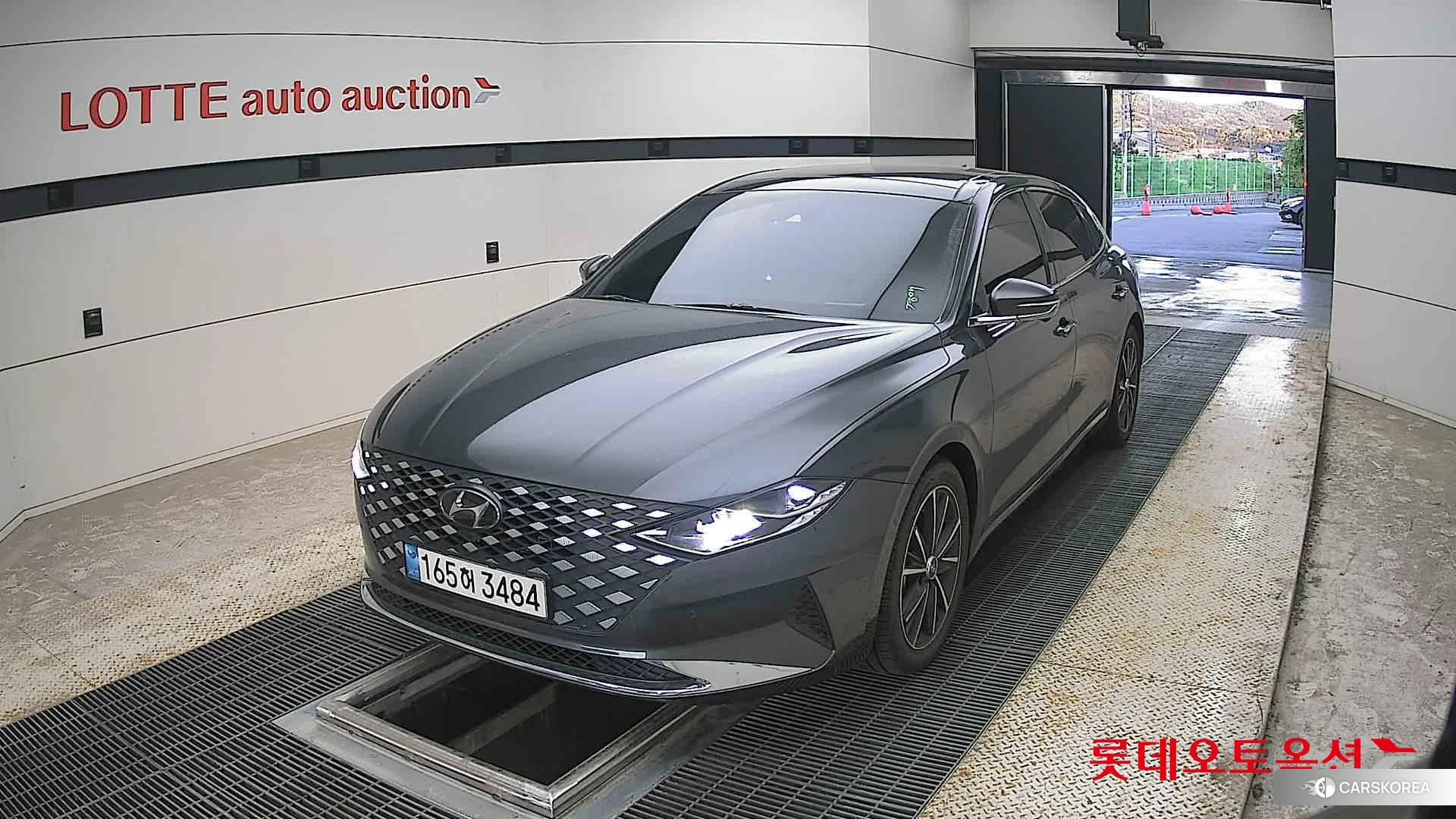 Hyundai Grandeur 2022 Nocturne Grey Metallic из Кореи