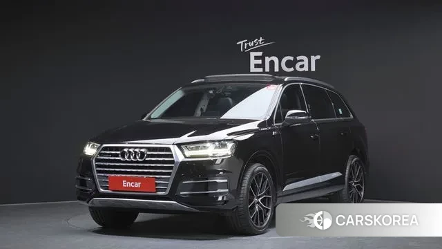 Audi Q7 (4M) 2019 Черный из Кореи