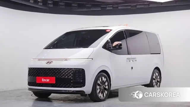 Hyundai Staria 2021 Белый из Кореи