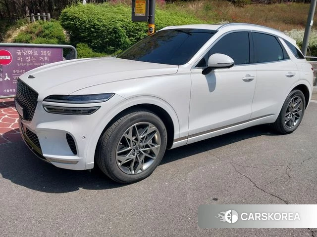 Genesis GV70 2023 Белый из Кореи