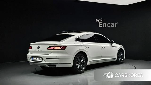 Volkswagen Arteon 2020 Белый из Кореи