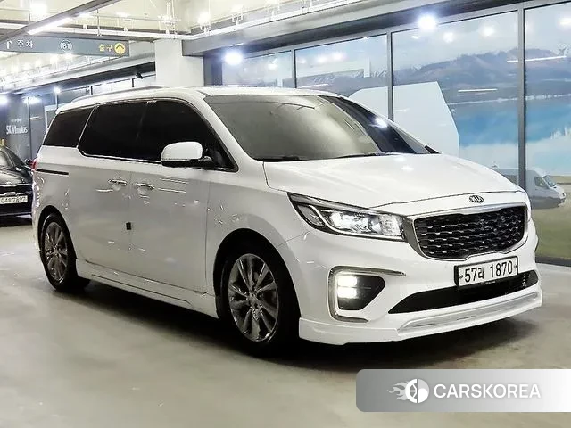 Kia The New Carnival 2018 Белый из Кореи