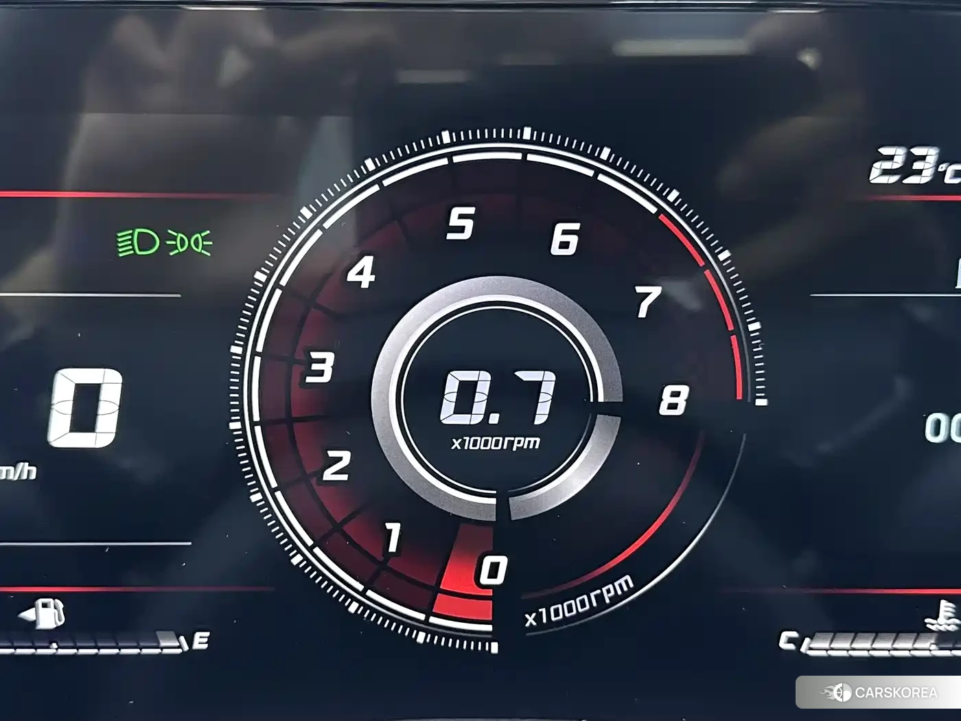 Hyundai Elantra 2023 Белый из Китая, фото 2