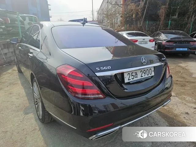 Mercedes-Benz S-Class W222 2018 Черный из Кореи